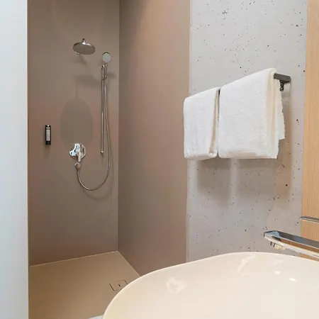 Hotel Boulderbar Leonding 4*