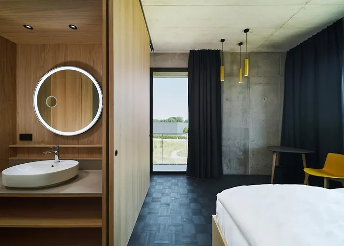 Boulderbar Hotel Self-Check In 4*