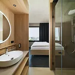 Hotel Boulderbar Self-check In Traun